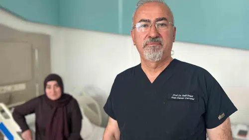 Fransa'da riskli denilen tümör Van'da ameliyatla çıkarıldı