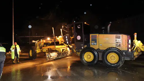 Elazığ'da şiddetli sağanak yağış hayatı olumsuz etkiledi