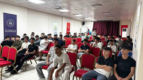 Solhanlı gençler Hasankeyf'in tarihi atmosferini keşfetmek için yola çıktı