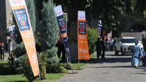 Diyarbakır Kültür Yolu Festivali ilk beş günde 700 bin kişiyi ağırladı