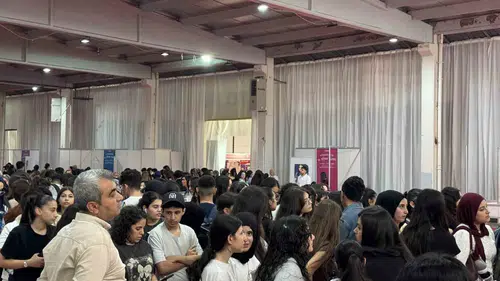 Diyarbakır Kitap Fuarı son gününde ziyaretçi akınına uğradı