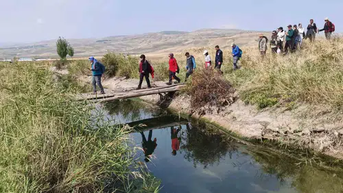 Muşlu doğaseverler tarihi Mercimekkale Höyüğü için yola çıktı