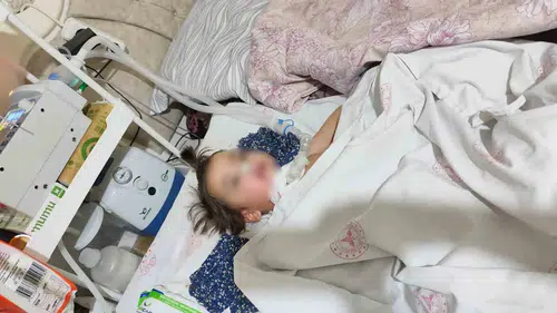 Hakkari Derecik'te yatağa bağımlı hasta için hava ambulansı seferber oldu