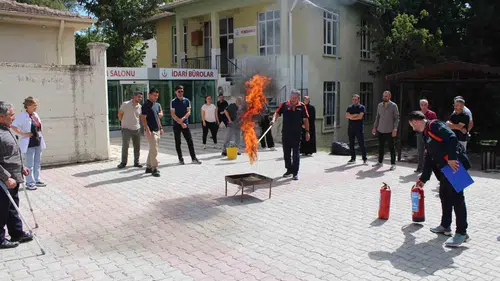Elazığ Ruh Sağlığı Hastanesi çalışanlarına yangın güvenliği eğitimi verildi