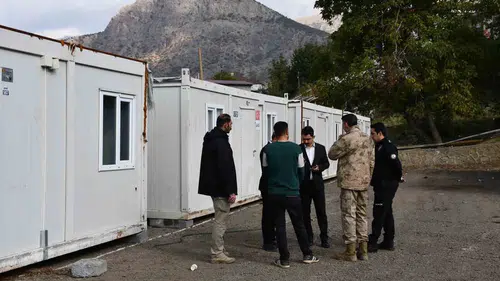 Beytüşşebap'ta sel mağduru aileler için konteyner kent kuruldu