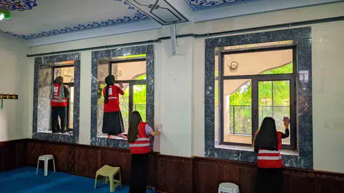 Ağrı Merkez Camii Kızılay Gönüllüleri Tarafından Temizlendi