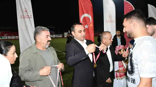 Silopi’de Cumhuriyet Kupası heyecanı şampiyonun belirlenmesiyle sona erdi