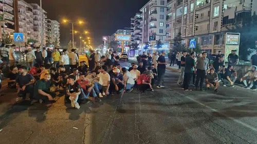 Batman'da yaya geçidinde kaza iki kişi hastanelik oldu