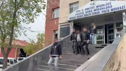 Ağrı'da uzun süredir aranan cezaevi firarisi yakayı ele verdi