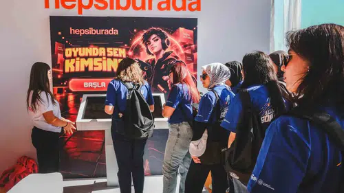 Hepsiburada TEKNOFEST Şanlıurfa durağında teknoloji meraklılarıyla bir araya geldi