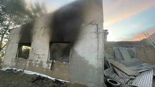 Gürpınar'da korkutan ev yangını büyümeden kontrol altına alındı