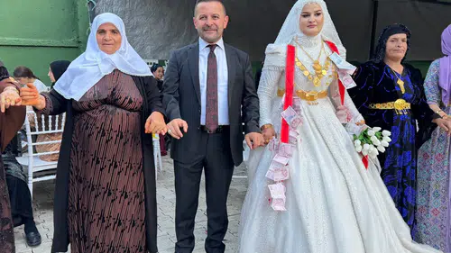 Şemdinli'de düğünlerde altın geleneğine sınır talebi
