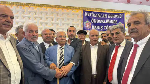 Viranşehirli iki aile arasındaki kan davası barışla noktalandı