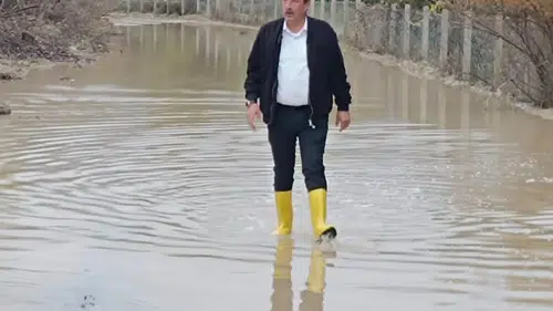 Yurtbaşı Belediye Başkanı Nihat Doğan sel sonrası sahada incelemelerde bulundu
