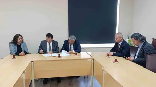 Bitlis Eren Üniversitesi ve Güroymak Milli Eğitimden eğitimde güç birliği adımı