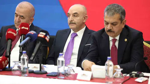 Cumhurbaşkanı Danışmanı Oğan Terörsüz Türkiye vizyonunun detaylarını Elazığ'da açıkladı