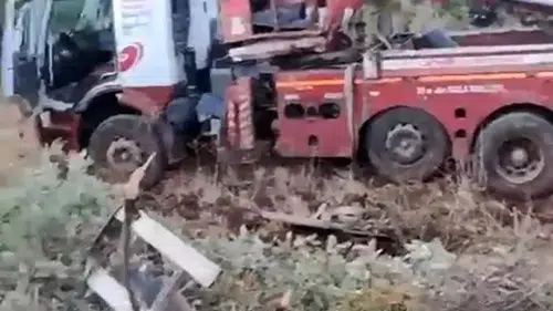 Gercüş ilçesinde kontrolden çıkan vinç şarampole yuvarlandı