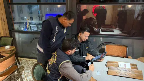 Hakkari genelinde polis ekipleri asayiş denetimlerini sıkılaştırdı