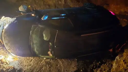 Siirt Pervari yolunda kaza yapan anne ve oğlu yaralandı