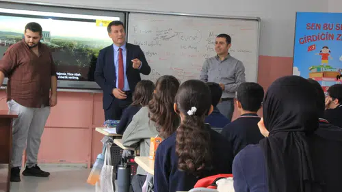 Cizre İlçe Milli Eğitim Müdürü İke öğrencilere sınav başarısı için yol gösterdi