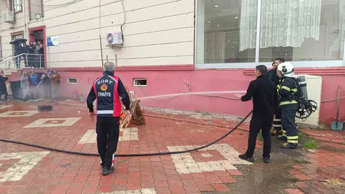 Siirt'teki kız öğrenci yurtlarında yangınlara karşı kapsamlı tatbikat yapıldı