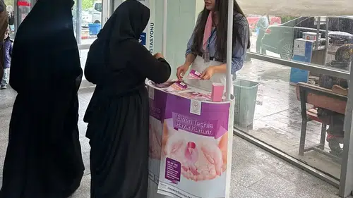 Cizre'de sağlık ekiplerinden meme kanserine karşı erken teşhis uyarısı