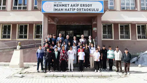 Van İl Milli Eğitim Müdürü Çatak ilçesindeki eğitim çalışmalarını yerinde inceledi