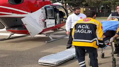Şırnak'ta iki kritik hasta için hava ambulansları peş peşe havalandı