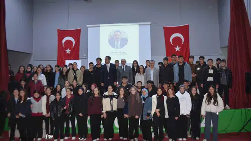 Bulanık doğumlu Daire Başkanı Hakan Yaşar gençlere ilham kaynağı oldu