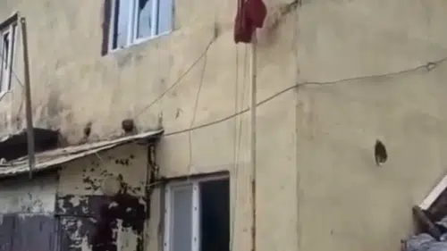 Yüksekova'da boş okulda çıkan yangın köylüleri harekete geçirdi