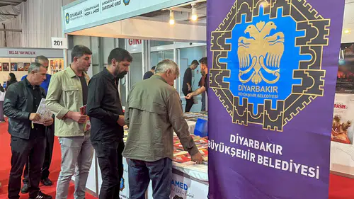 DBB’nin Kitap Fuarı’ndaki standı yoğun ilgi gördü