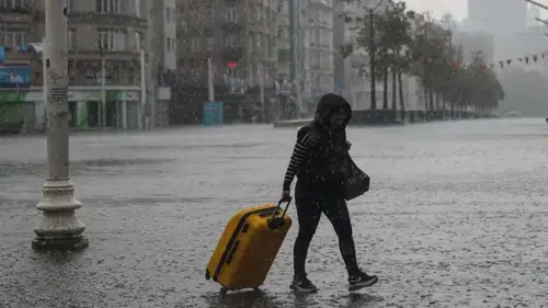 Diyarbakır'da hava yağışlı, sel ve hortum uyarısı var: İşte ilçelerde sıcaklıklar
