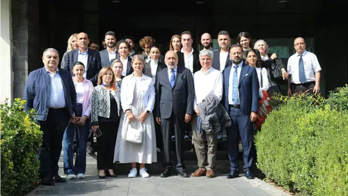 Ermenistan heyeti Diyarbakır'da: İş dünyası ile temaslar başladı