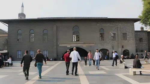 TÜİK verileri ortaya koydu: Diyarbakırlılar en çok hangi illerde yaşıyor?