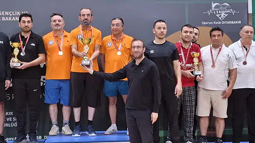 Kamu Spor Oyunları'nda Dicle rüzgarı: İki branşta kupa kaldırdılar