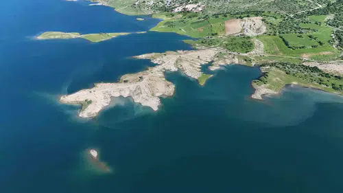 Diyarbakır’ın Maldivleri’nde sular yükseldi adacıklar gözden kayboldu