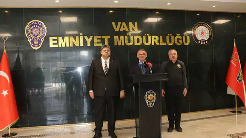 Van merkezli dev narkotik operasyonu 78 kişiyi yakalattı