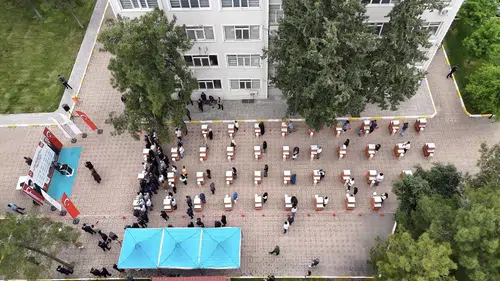 Mardinli bin arıcıya devletten 8 bin kovan desteği