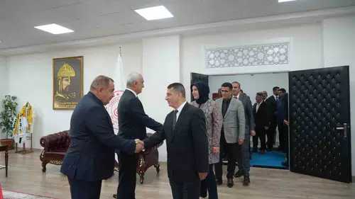 Muş’ta bayram mesaisi 2 bin personelle yürüyor