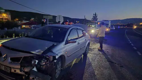 Bingöl yolunda trafik kazası Bir kişi hastaneye kaldırıldı