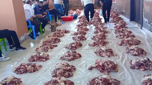 Mardinli köylüler tek yürek oldu 1 ton eti paylaştı