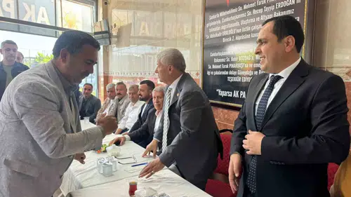 Birecik bayramlaşma töreninde siyaset ve halk bir araya geldi