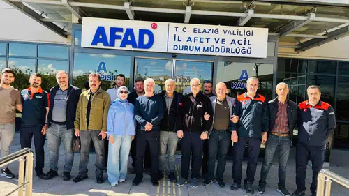 Elazığ’da kurtarma ekiplerine işaret dili eğitimi verildi