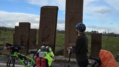 İki Elazığlı öğretmen Van Gölü etrafında 423 kilometre pedal çevirdi