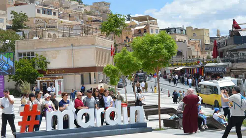Mardin bayramda doldu taştı yer bulamayanlar çevre illere gitti