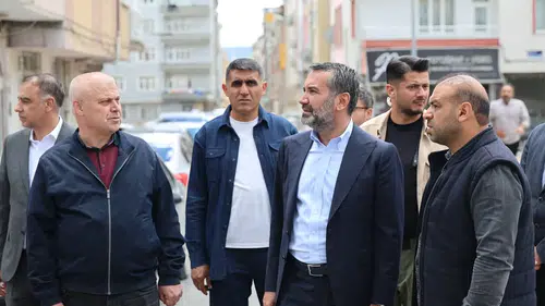 Elazığ’da asfalt mesaisi Nailbey Mahallesi’nde hız kazandı