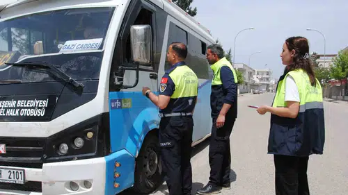 Şanlıurfa'da toplu taşıma için klima ve hijyen mesaisi