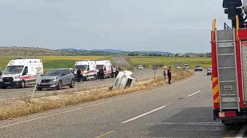 Kocaköy yolunda otomobil takla attı