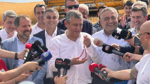 Özgür Özel Diyarbakır'da çiftçiye borç silme sözü verdi