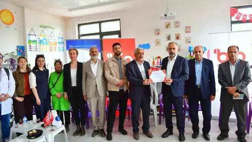 Van YYÜ akademisyenleri Örmeli köyünde saha çalışması yaptı